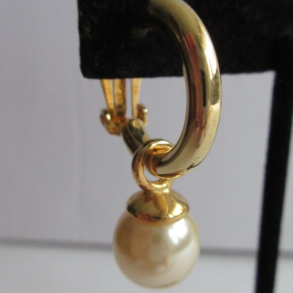 Clip On Hoop Huggie Earrings with Faux Pearl Dangle Charm Gold Tone Metal - Picture 4 of 11